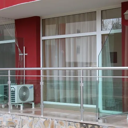Studio With Balcony * ساني بيتش