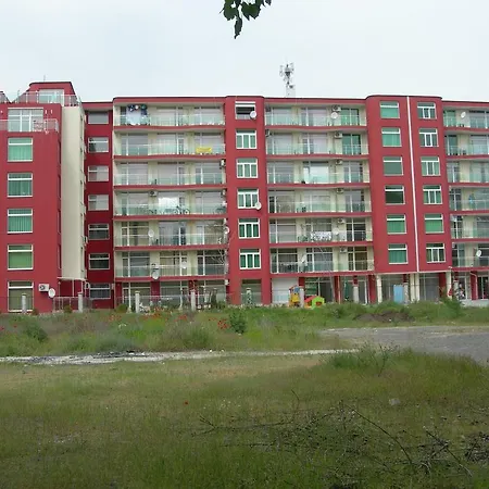 Studio With Balcony ساني بيتش